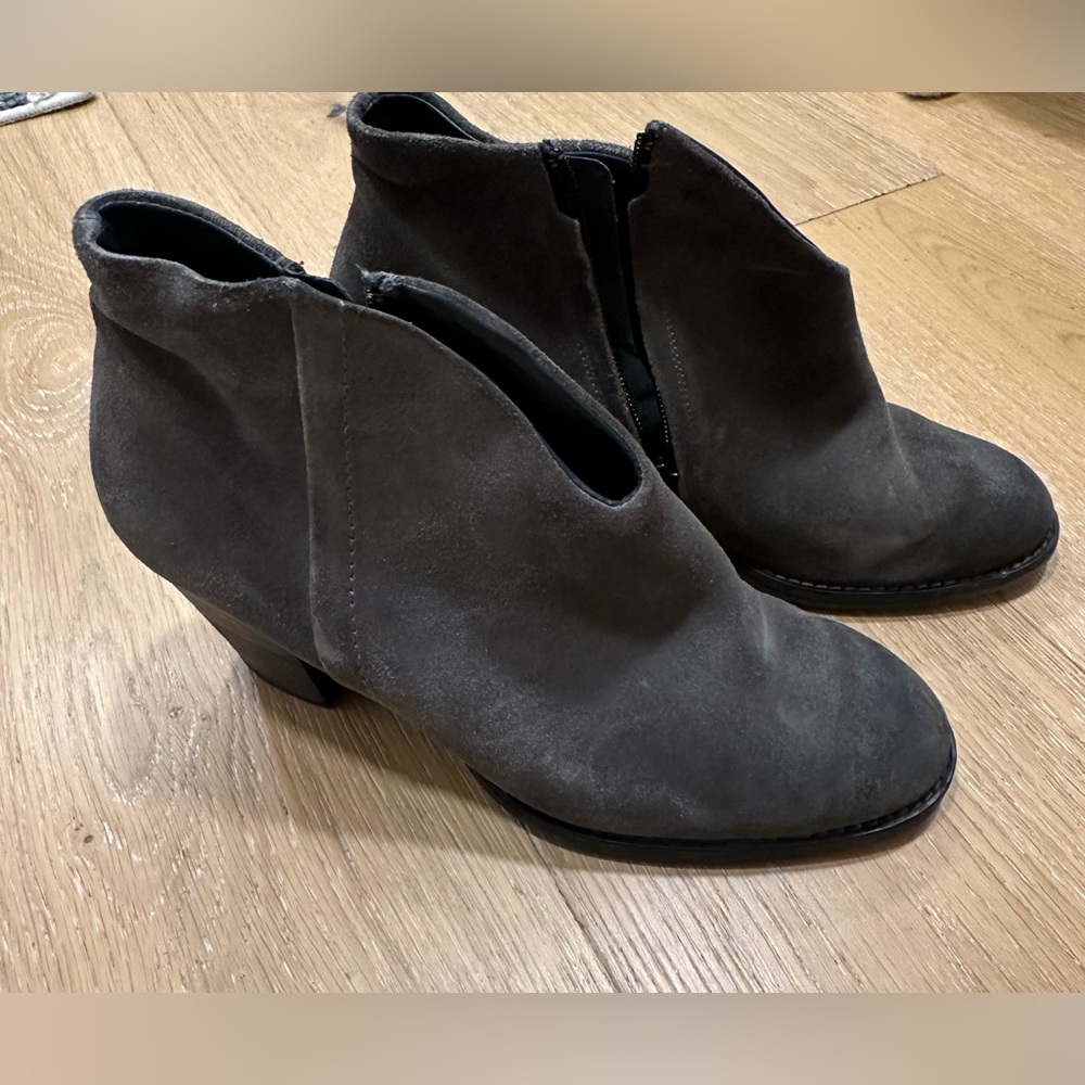 Paul Green suede ankle boots